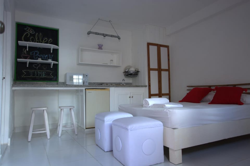 La Puerta Roja Guest House Bed and Breakfast in Santo Domingo