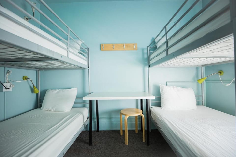 bunk bed