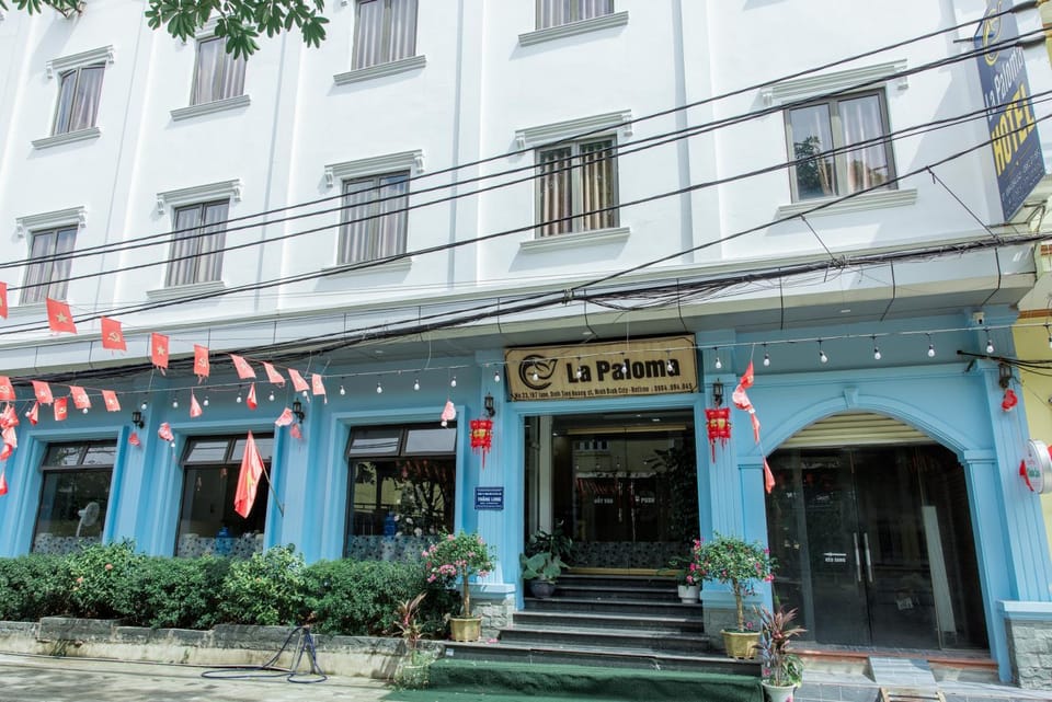 Property building, Facade/entrance