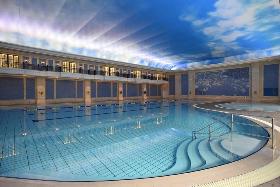 Swimming pool