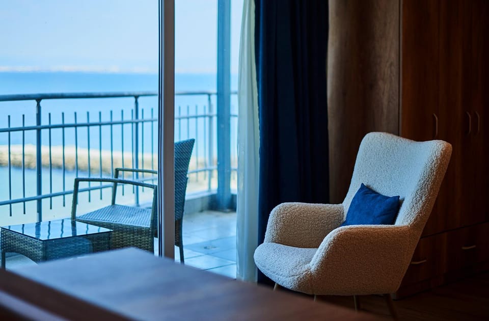 Seating area, Sea view