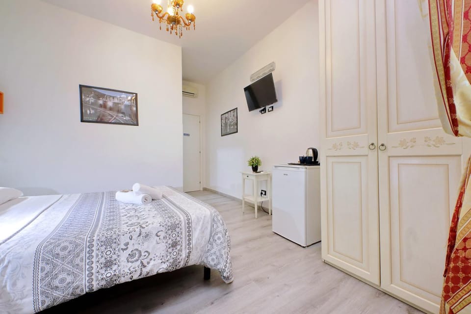 Lucky Holiday Rooms Bed and Breakfast in Rome