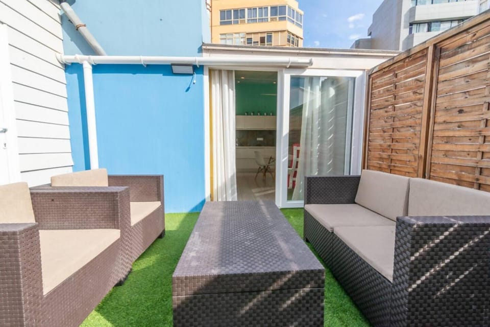 Mexico Suite- Private terrace. Air conditioned Apartment in Las Palmas de Gran Canaria