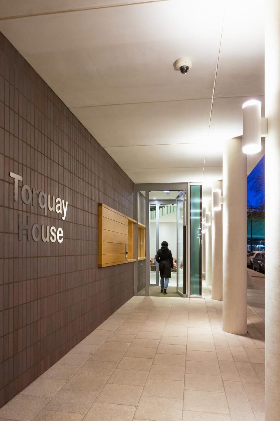 Facade/entrance