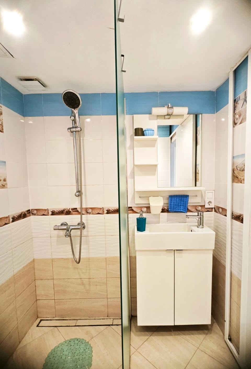 Shower, Bathroom