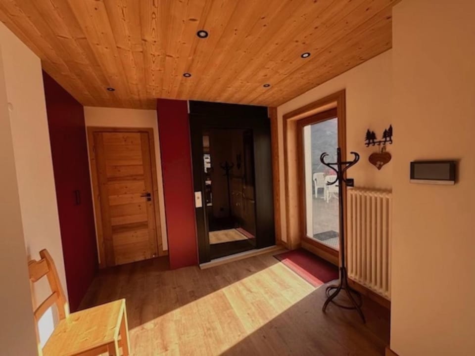 Chalet "Le 19 x 27" House in Montriond
