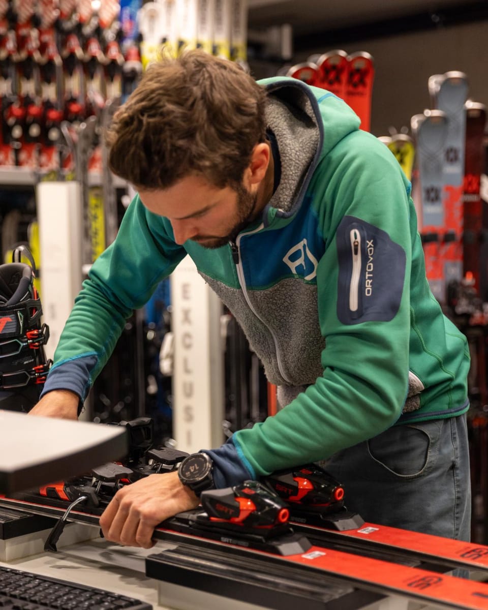 On-site shops, Skiing
