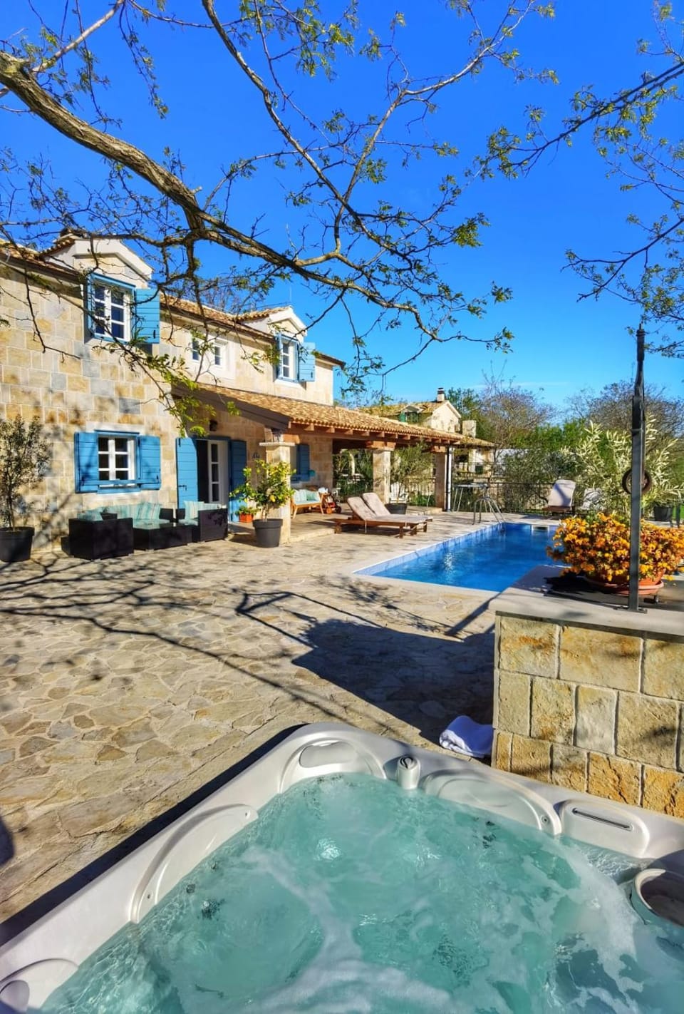 Property building, Swimming pool