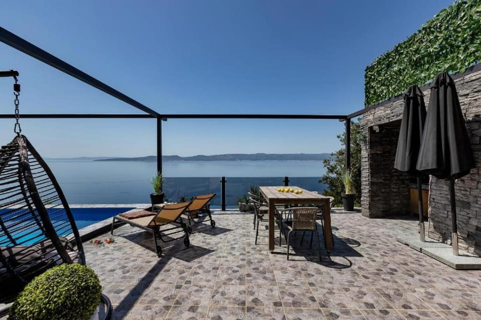 Patio, View (from property/room), Seating area, Sea view, sunbed