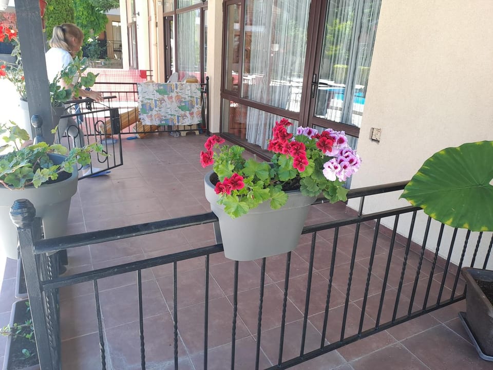 Apartment Tourist Complex Rose Village Apartment hotel in Sunny Beach