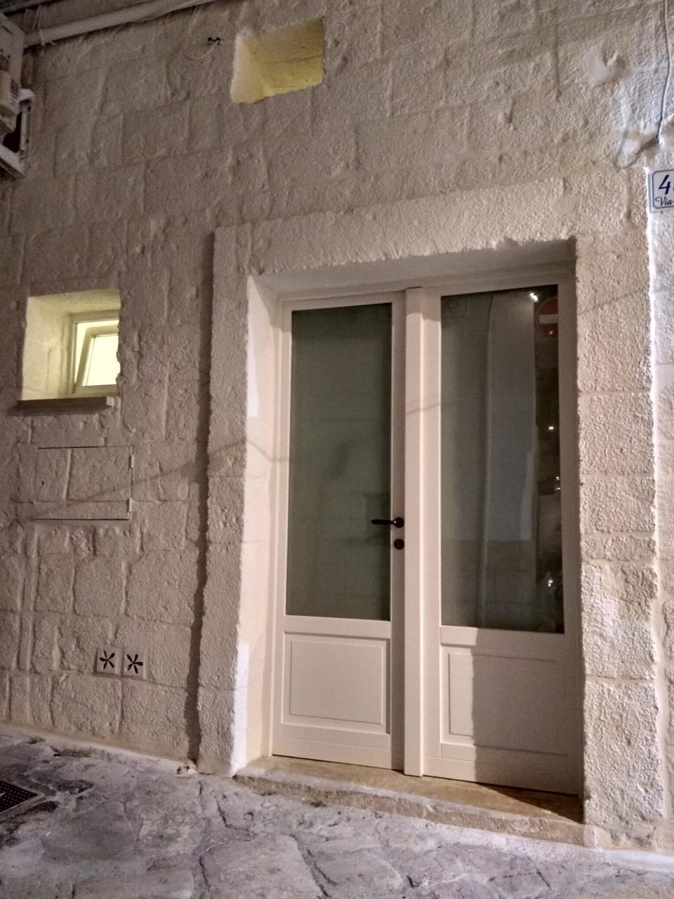 Facade/entrance