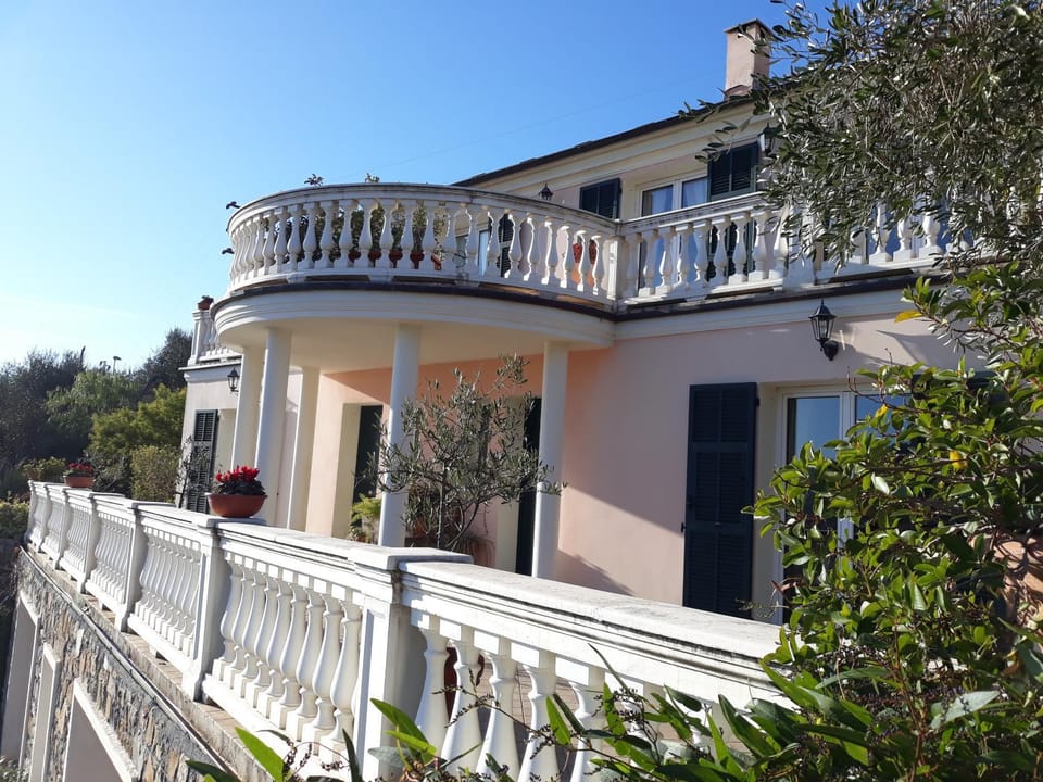 B&B Villa Isabella Bed and Breakfast in Imperia
