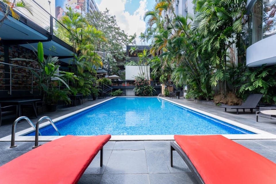 Swimming pool