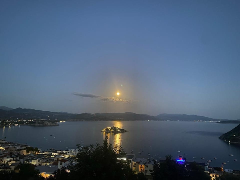 Daphne Bungalows Apartment hotel in Argolis, Greece