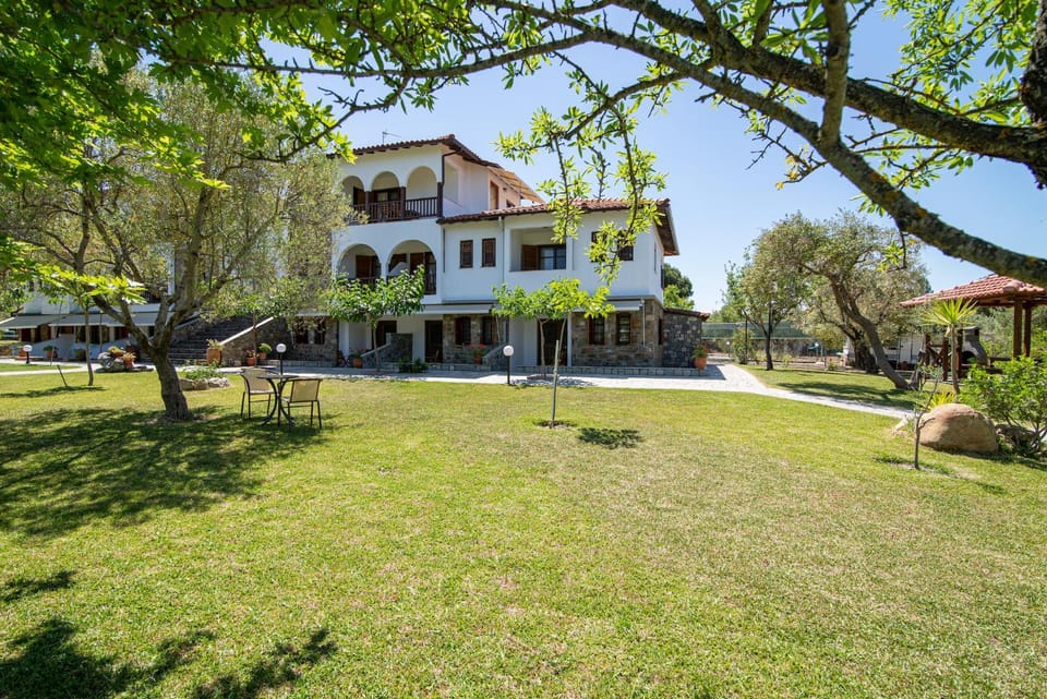 Property building, Garden