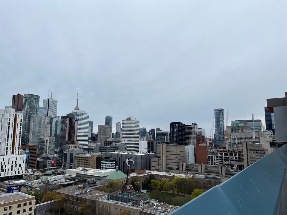 Balcony/Terrace, City view