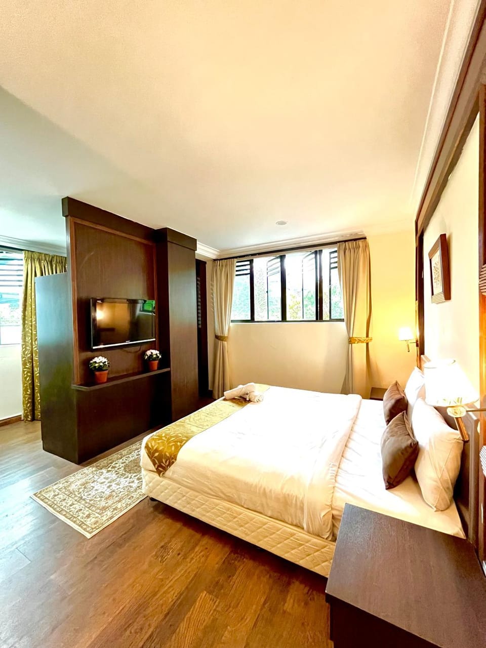 Bed, TV and multimedia, Photo of the whole room, Bedroom, wardrobe