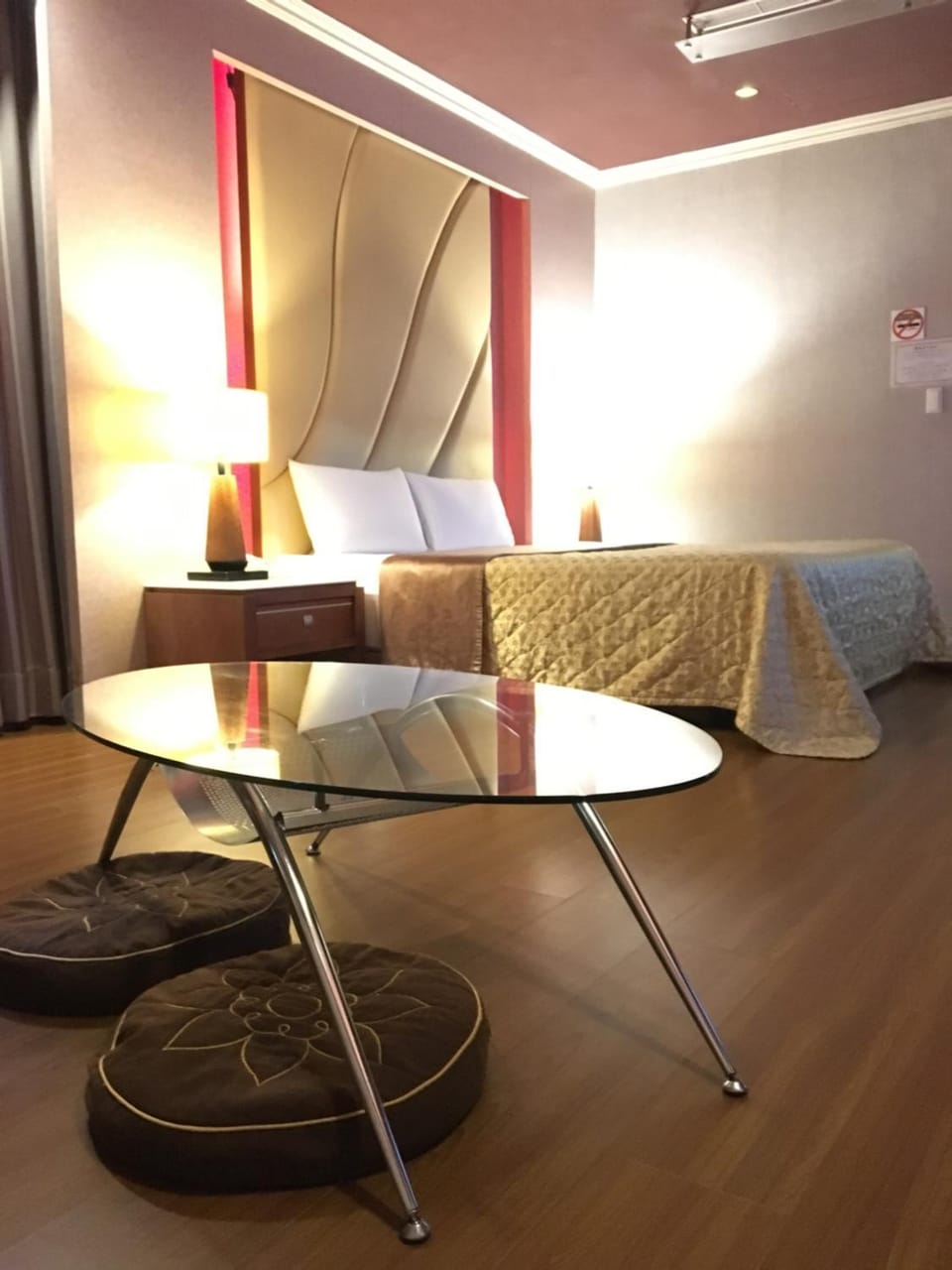 Photo of the whole room