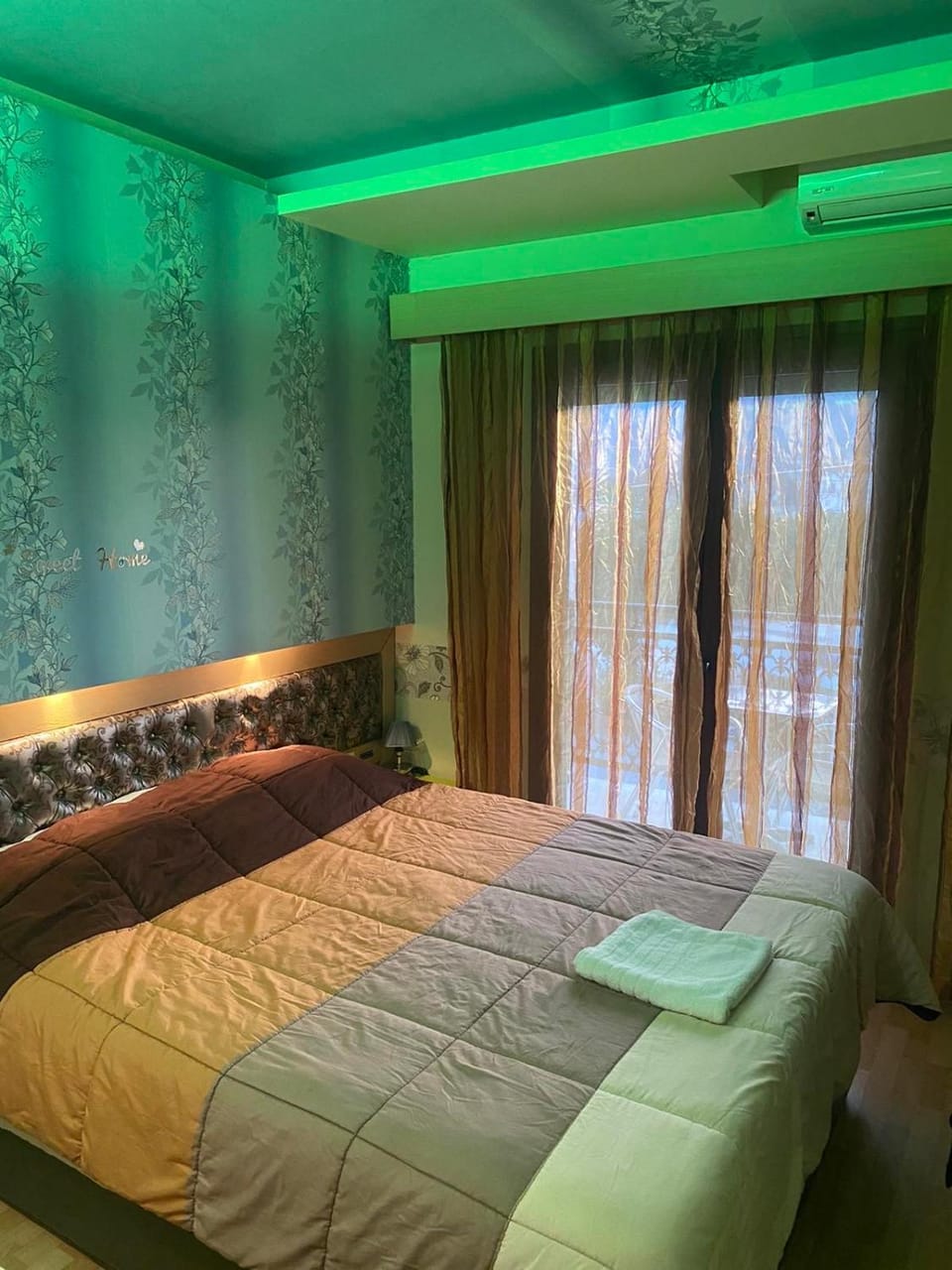 Bed, Bedroom, Sea view