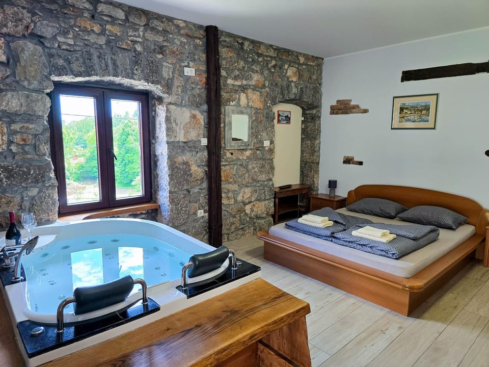 Bed, Hot Tub, View (from property/room), Bedroom