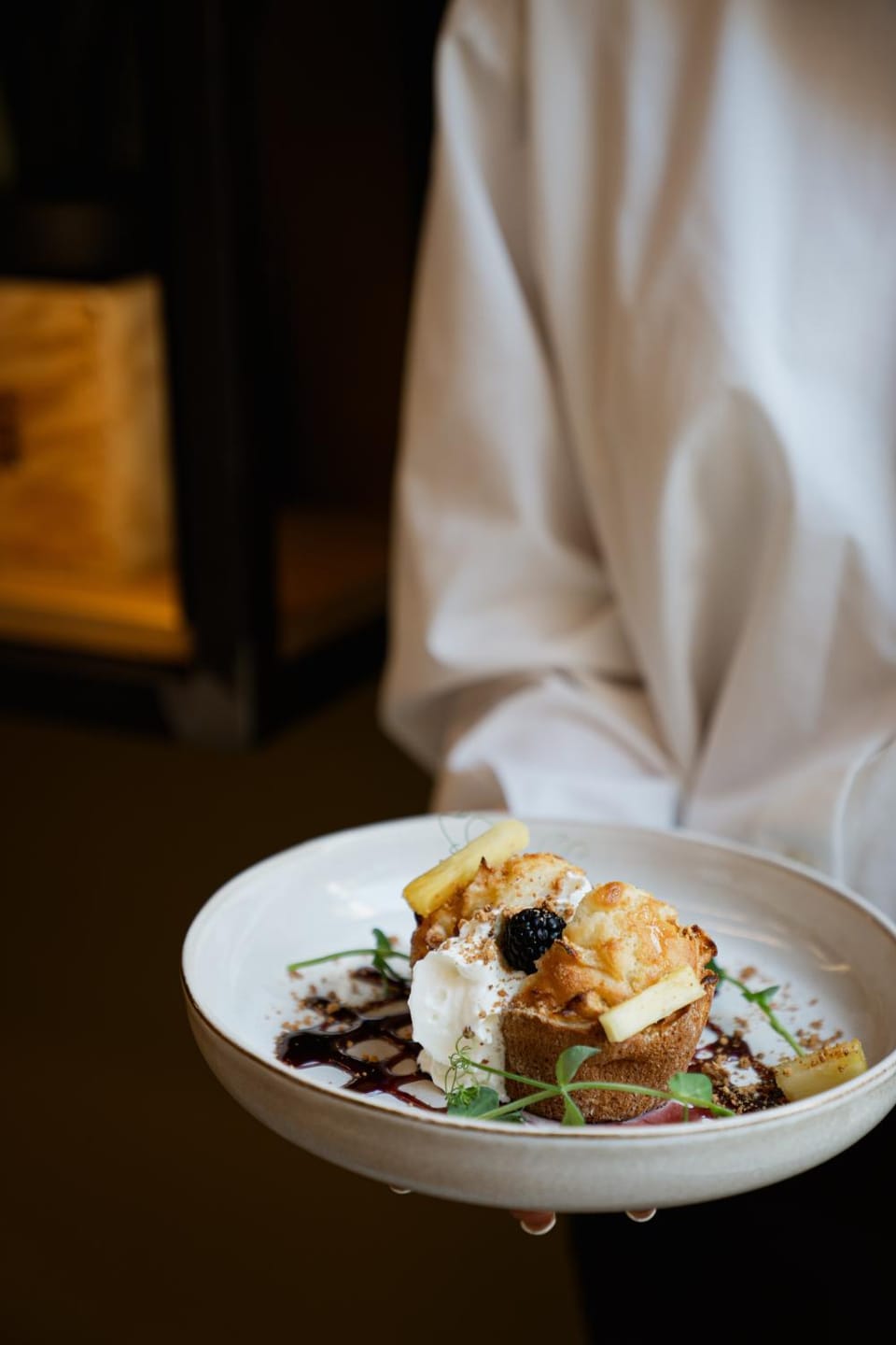 Restaurant/places to eat, Food, Breakfast, Continental breakfast, Lunch