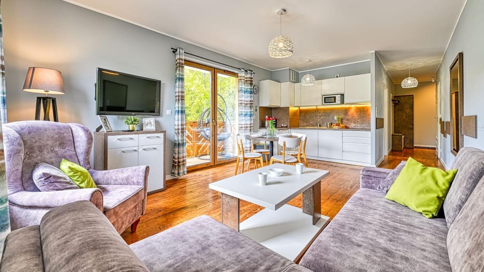Kitchen or kitchenette, Living room, Dining area