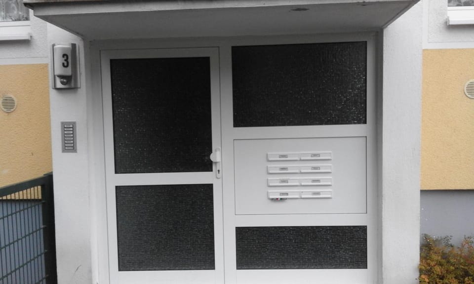 Property building, Facade/entrance