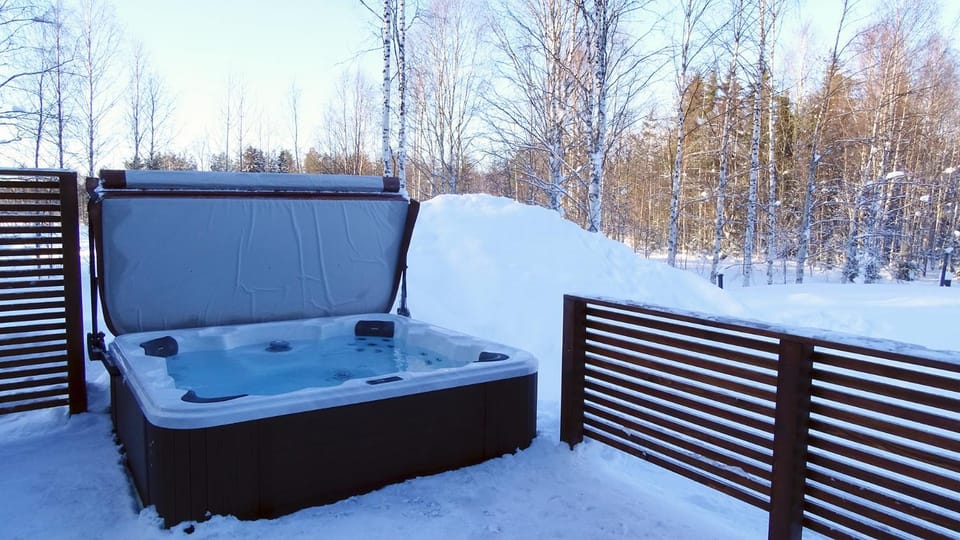 Day, Winter, Garden, Hot Tub, Balcony/Terrace, On site, Garden view, Lake view, River view, Open Air Bath