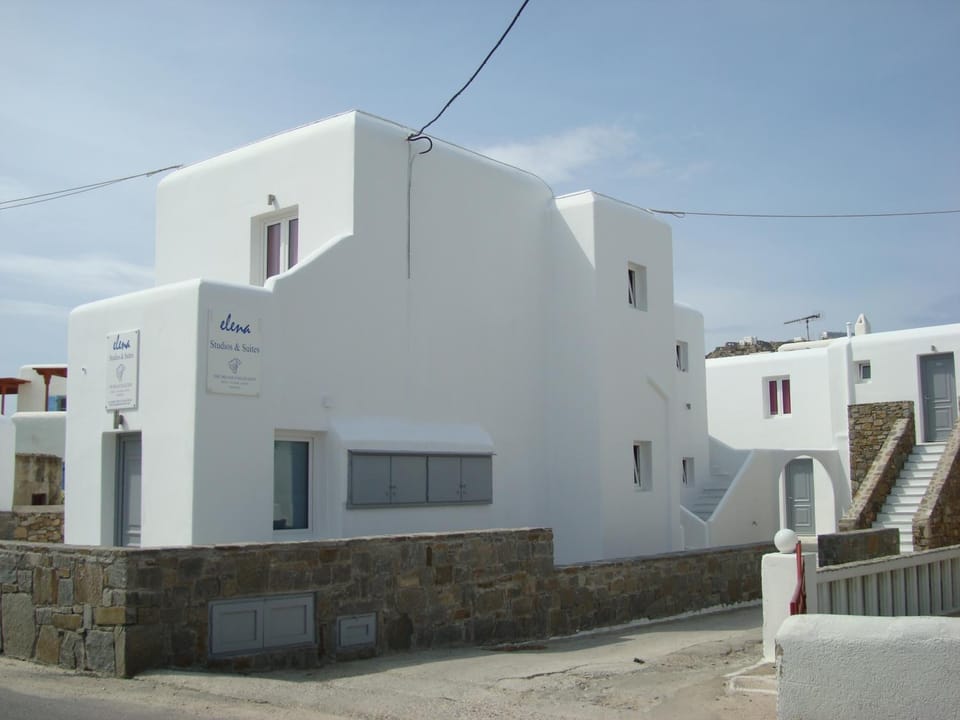 Property building, Patio, Facade/entrance, Spring, Day, Summer, View (from property/room), Lobby or reception, Other, Decorative detail, Autumn, On site, Street view, Area and facilities, Seasons, Time of day, Location, Sunrise, Sunset