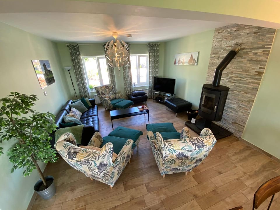 Atlantic Retreat Lodge Apartment in County Clare