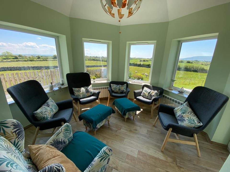 Atlantic Retreat Lodge Apartment in County Clare