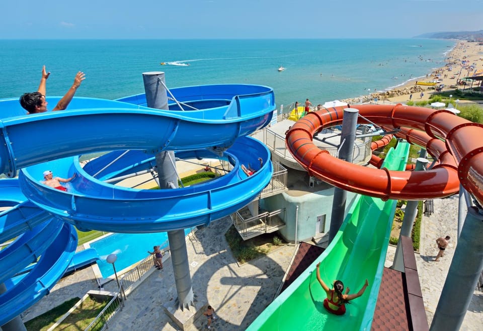 Aqua park, Swimming pool