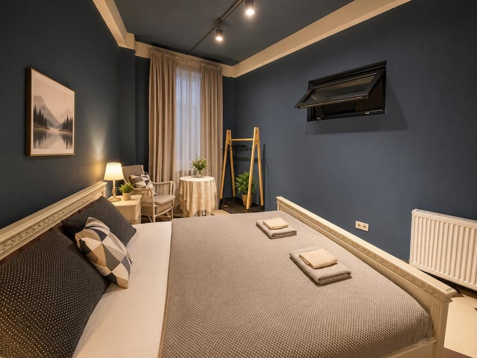 Bed, Bedroom