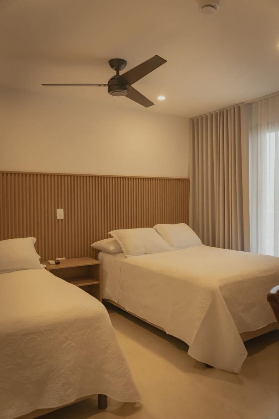Bed, Bedroom, air conditioner
