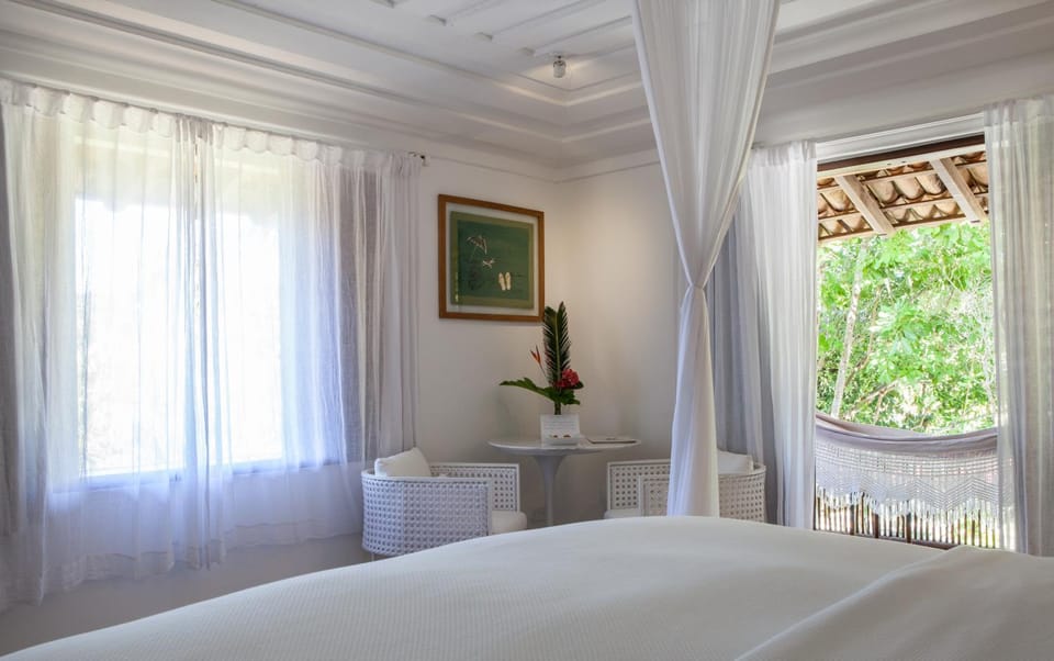Bed, Balcony/Terrace, Seating area, Dining area, Bedroom, Garden view