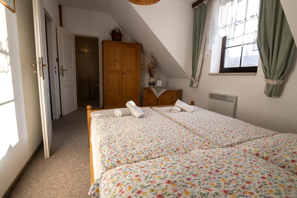 Penzion BEAKO na "Pinglu" Bed and Breakfast in Czechia