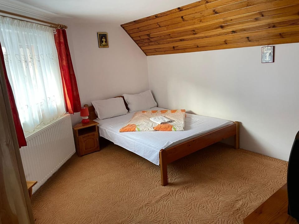 Casa de Vis Bed and Breakfast in Brașov County