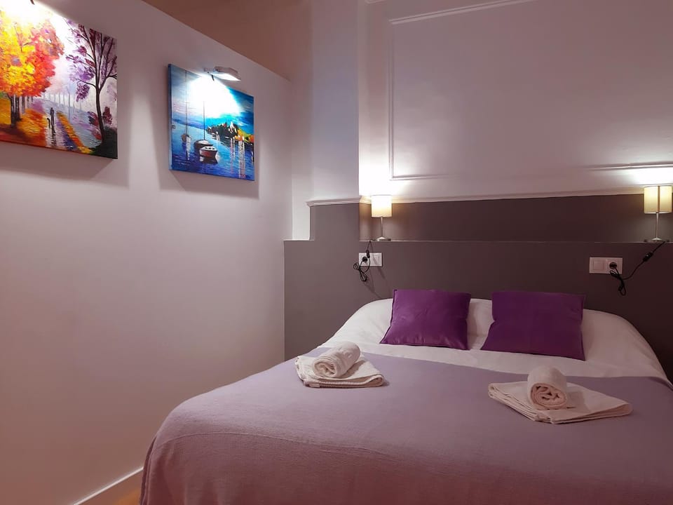 ROSEIA Apartamentos Apartment in Granada