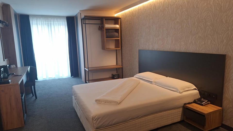 Bed, Photo of the whole room, Bedroom, towels, wardrobe