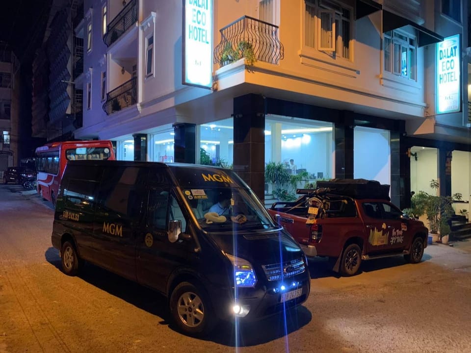 Property building, Night, Neighbourhood, Street view, Location, Parking