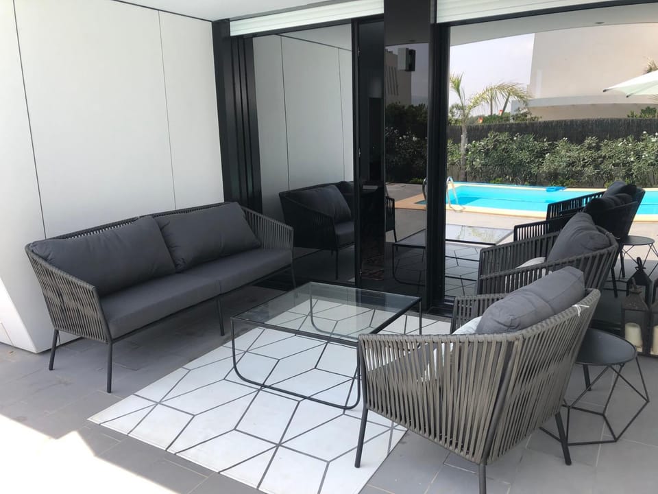 Garden, Swimming pool