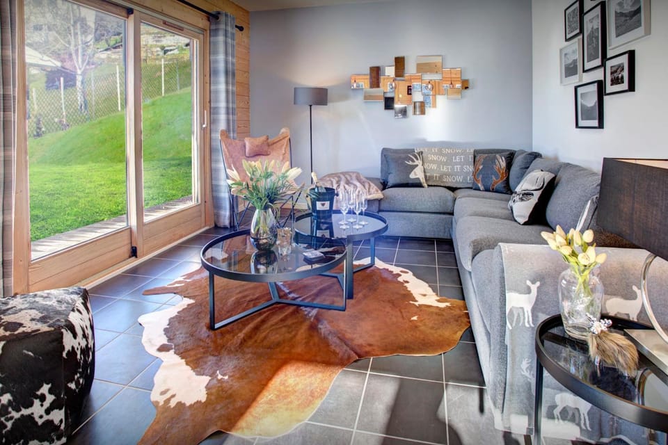 Living room, Seating area, Garden view
