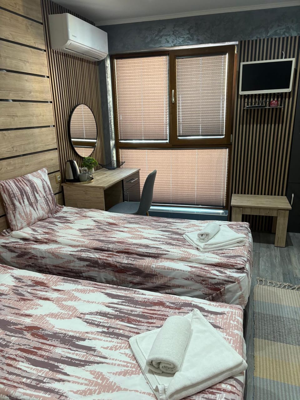 Bed, TV and multimedia