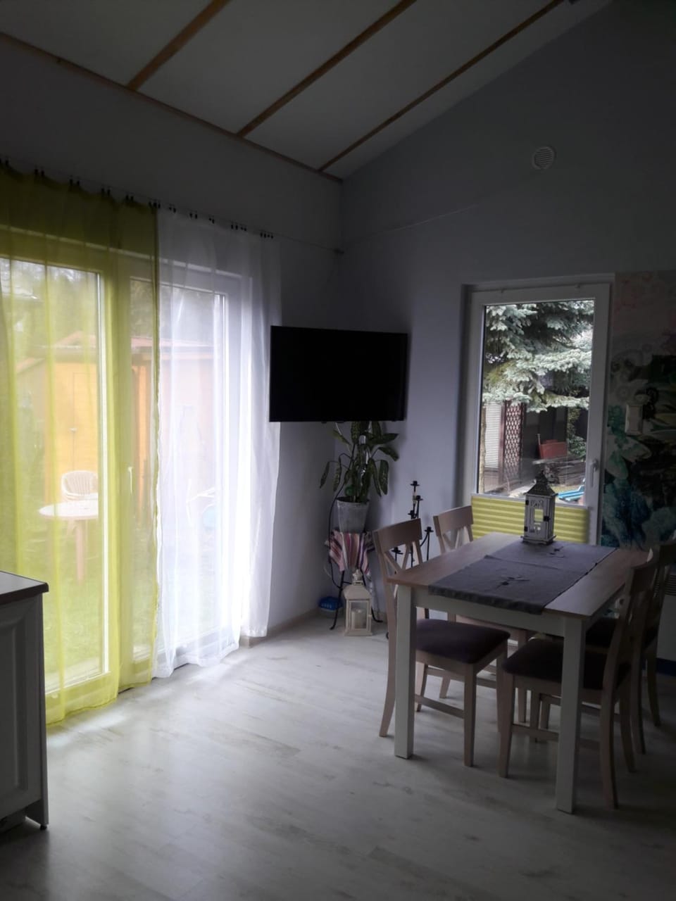 Domek nad jeziorem Nature lodge in Greater Poland Voivodeship