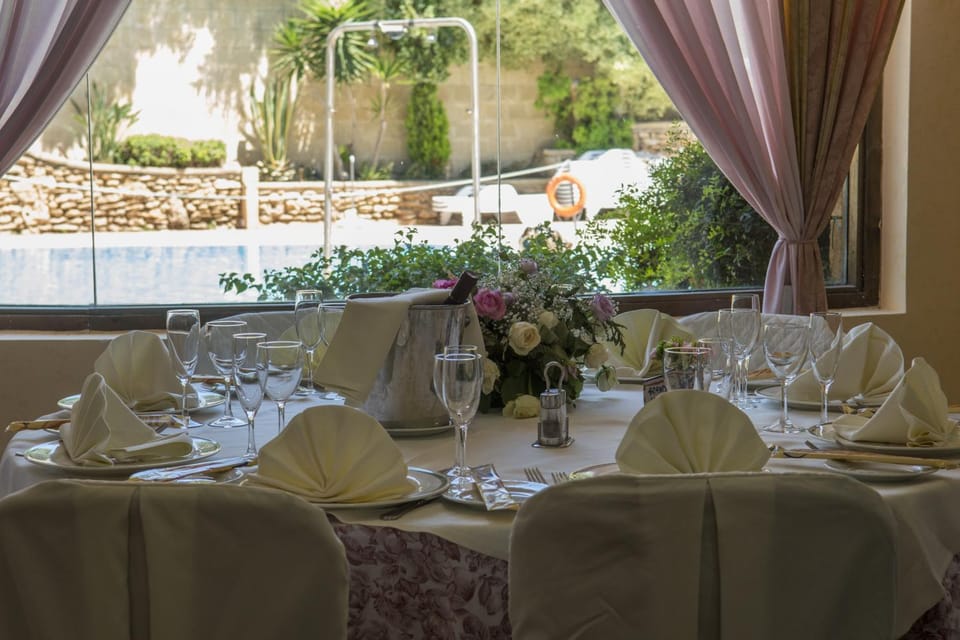 Restaurant/places to eat, Decorative detail