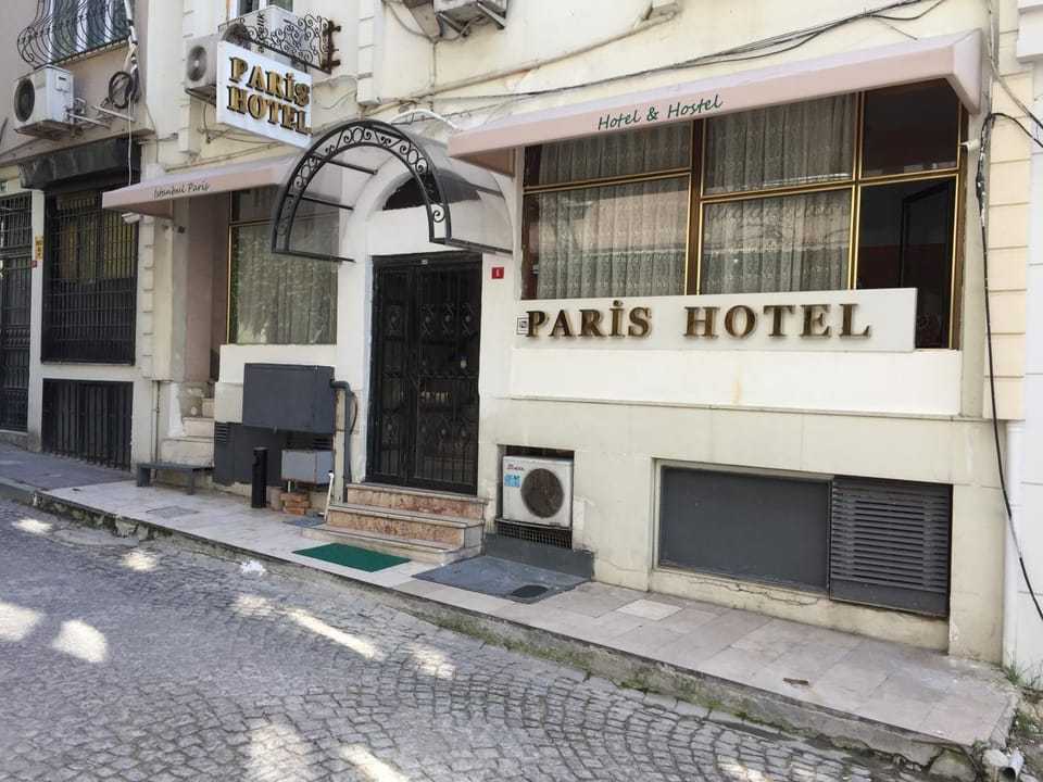 Facade/entrance, Property logo or sign, Street view
