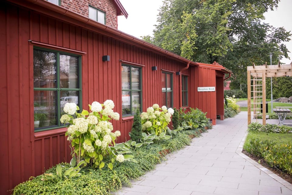 Property building, Spring, Garden view