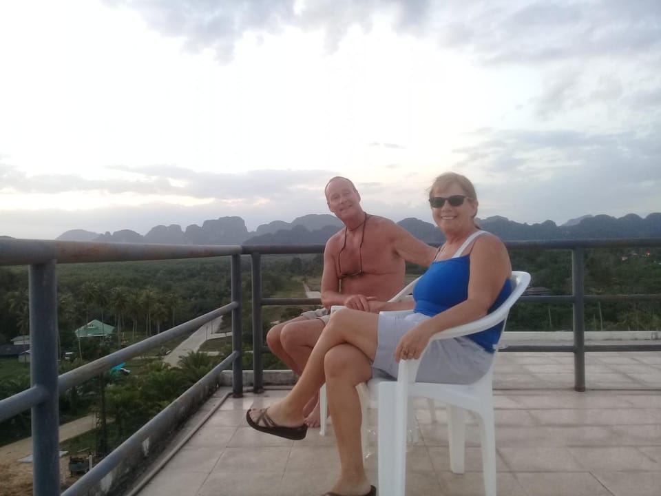 View (from property/room), City view, Lake view, Landmark view, Mountain view, Sea view, Street view