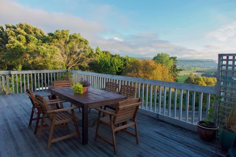 Property building, Garden view, Mountain view, Sea view, Breakfast