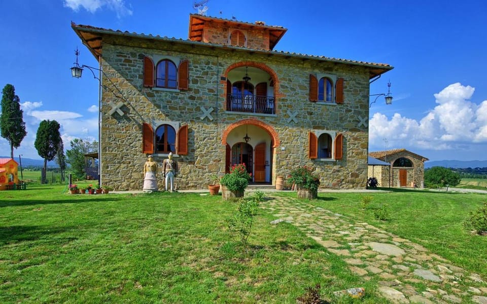 Villa Eleonora Country House in Tuscany